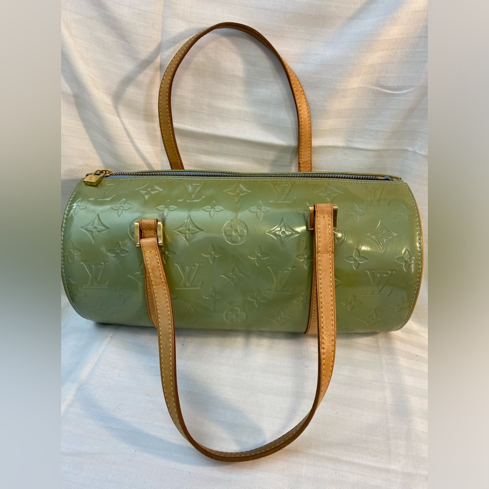 Louis Vuitton Green Vernis Papillon. Authentic. Preowned.